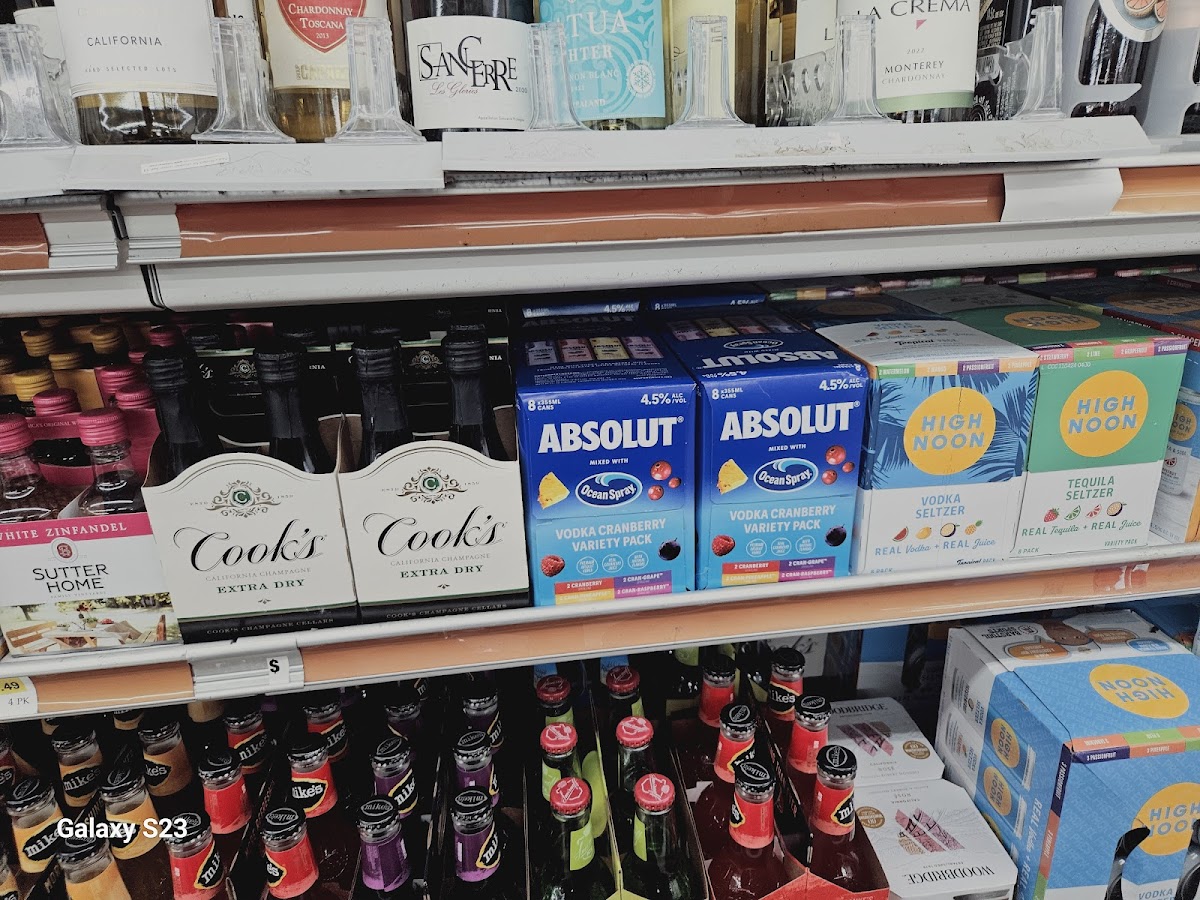 A One A Express Discount Inc photo 8