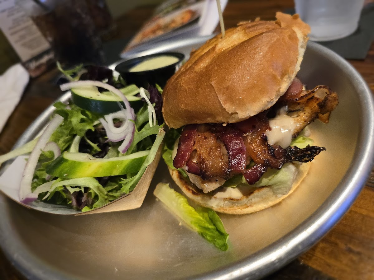 Scully's Irish Pub & Eatery photo 9