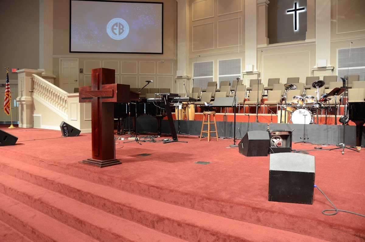 First Baptist Church photo 4