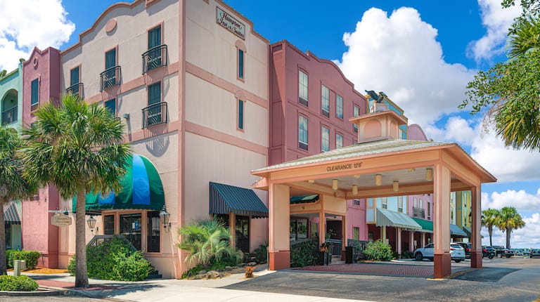 Hampton Inn & Suites Amelia Island-Historic Harbor Front photo 9