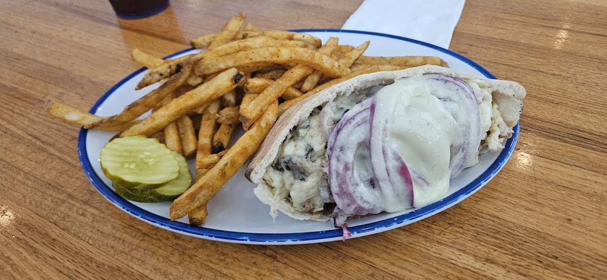 Beach Diner Fernandina Beach photo 4