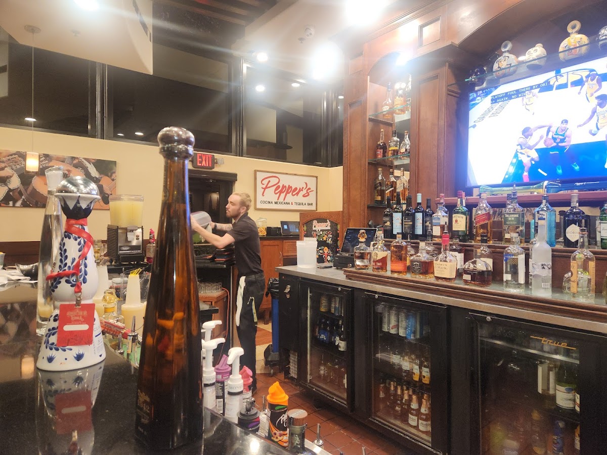 Pepper's Cocina Mexicana & Tequila Bar photo 8