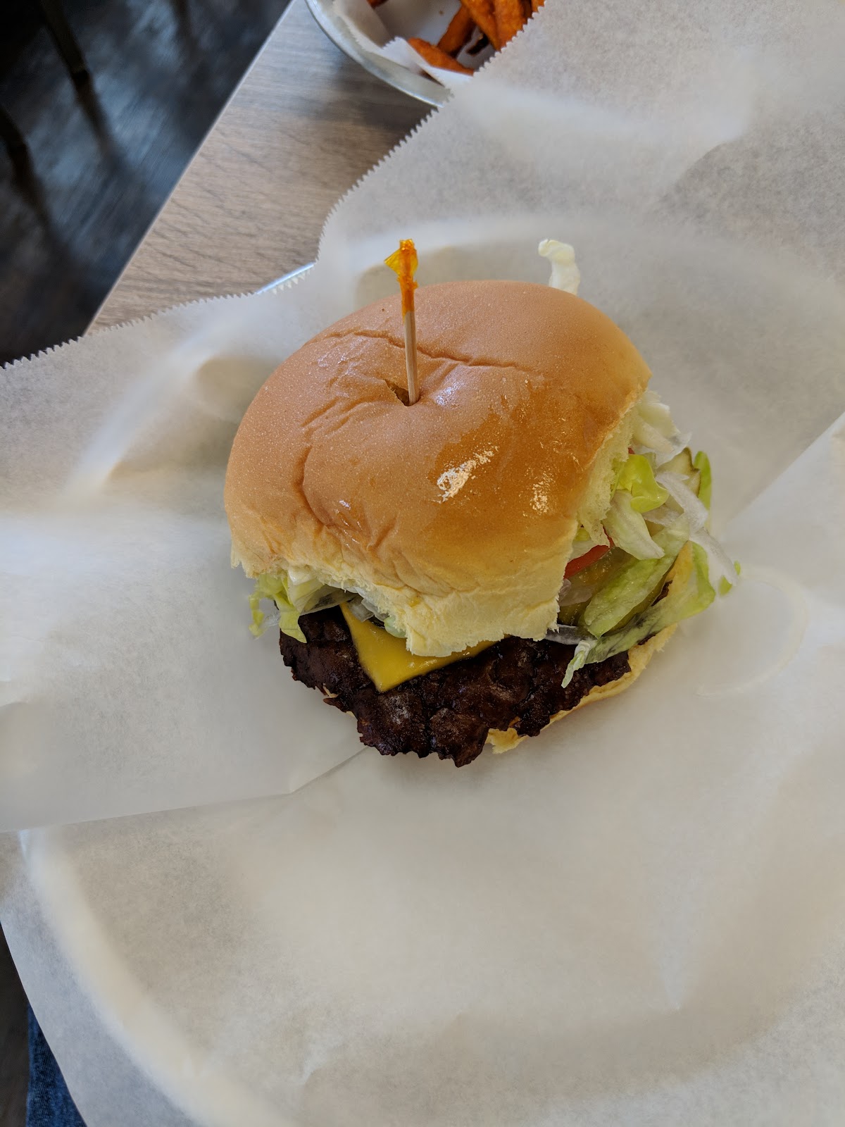 Tasty's Fresh Burgers photo 8