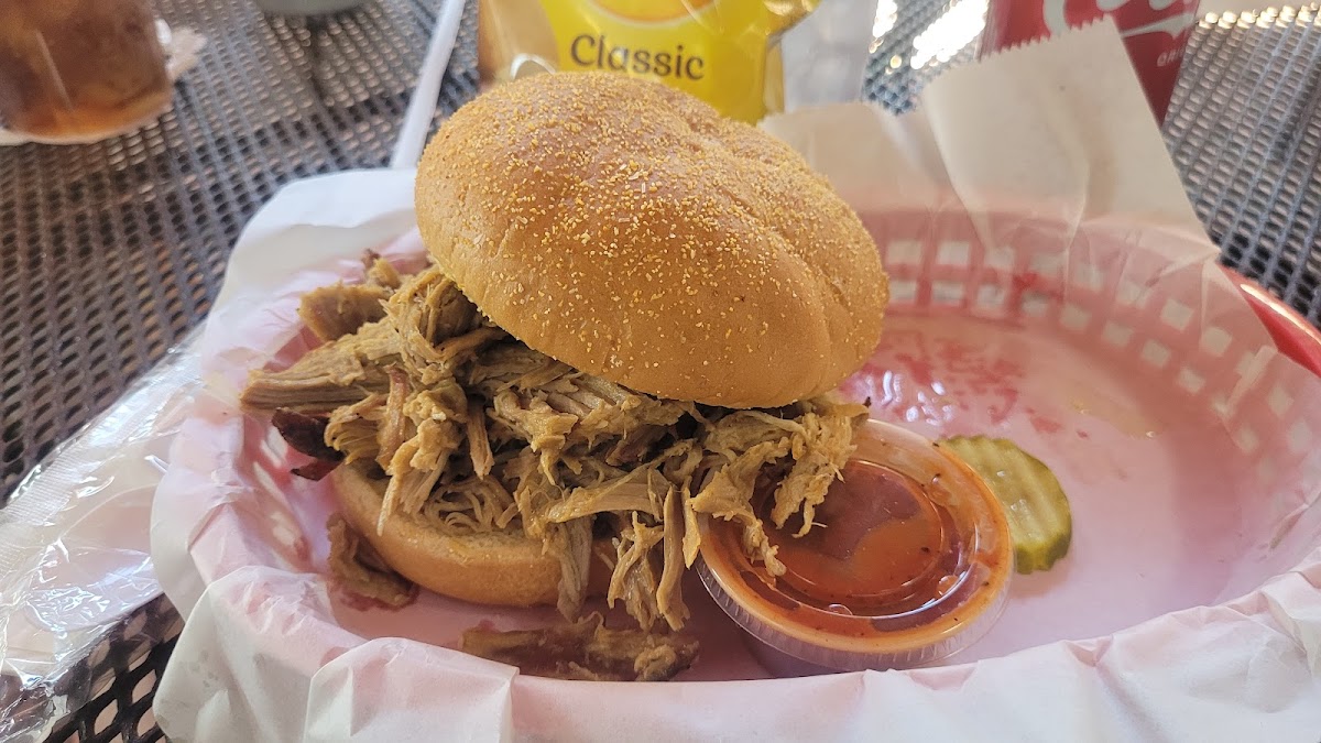 The Happy Tomato Courtyard Café & BBQ photo 4