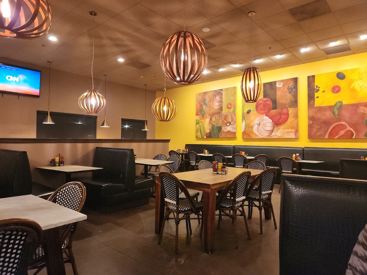 THE LOOP RESTAURANT photo 2