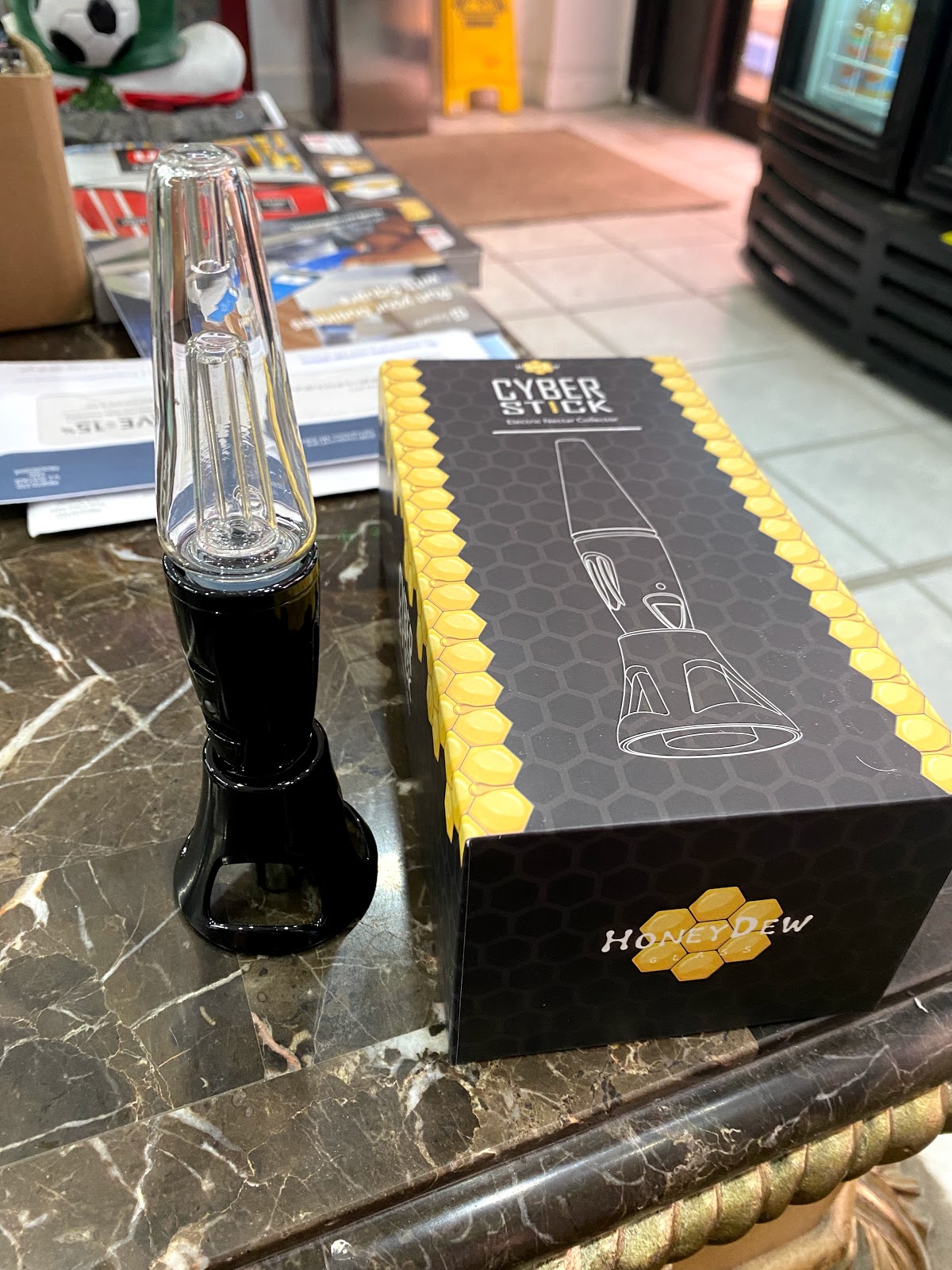 8th Street Smoke Shop photo 4