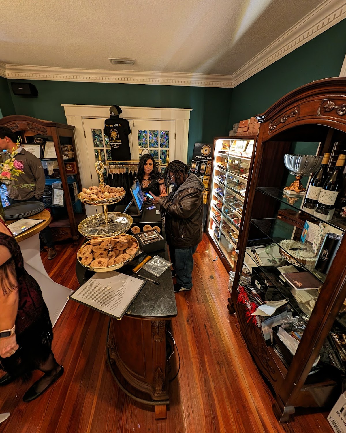 Ash Street Cigar Parlor photo 7