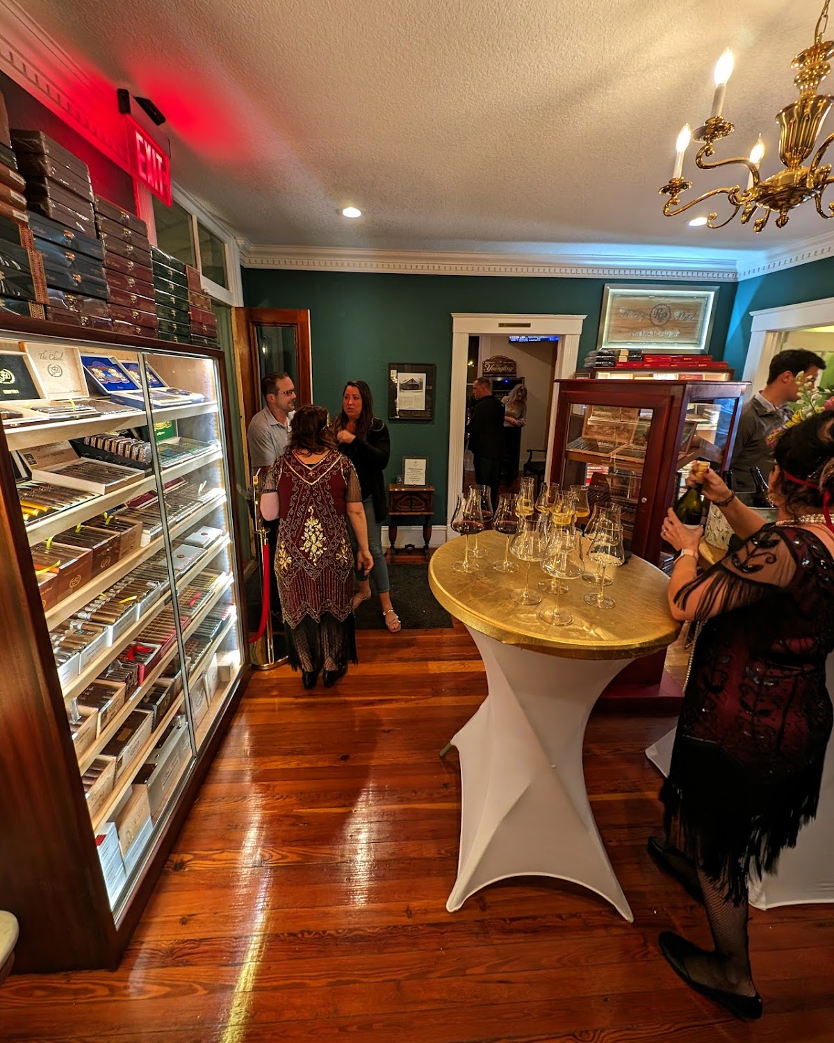 Ash Street Cigar Parlor photo 10