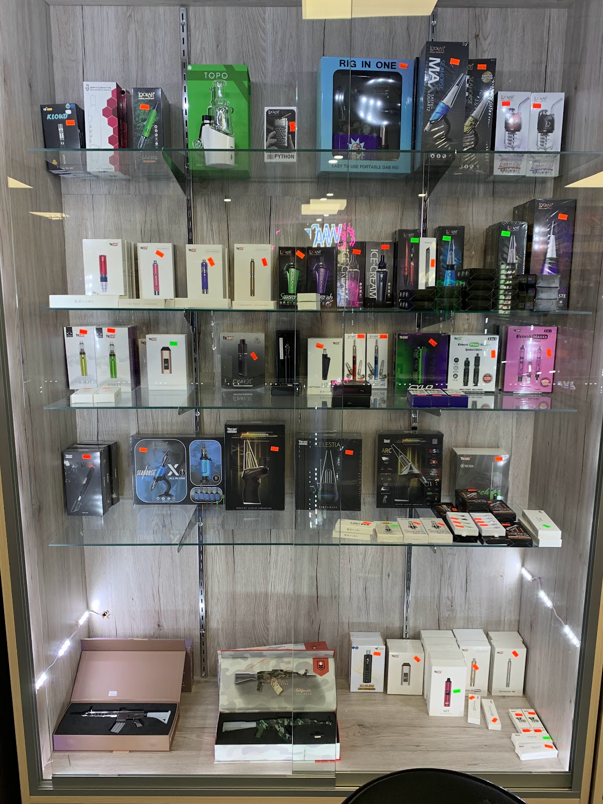 Fernandina Smoke Shop photo 9