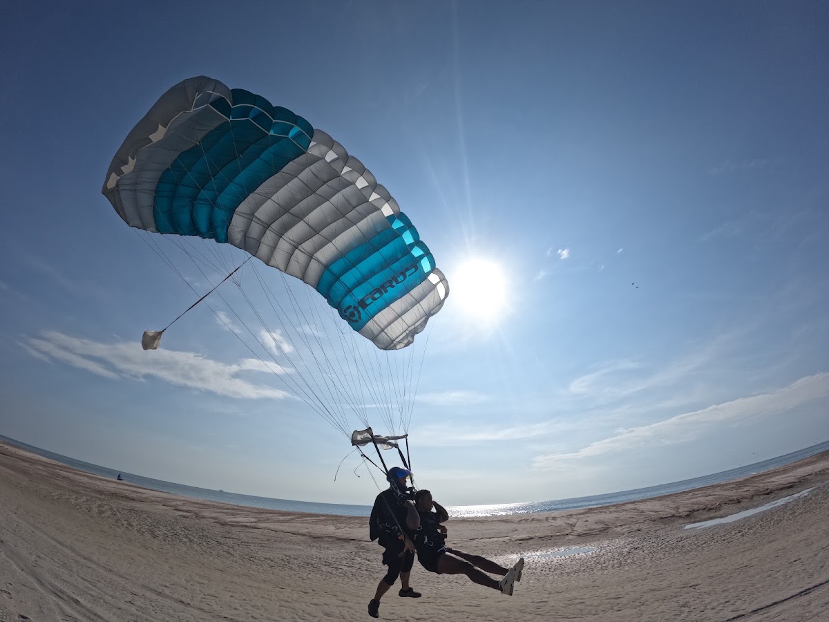 World Skydiving Center - Amelia Island - Beach Landings Available photo 2