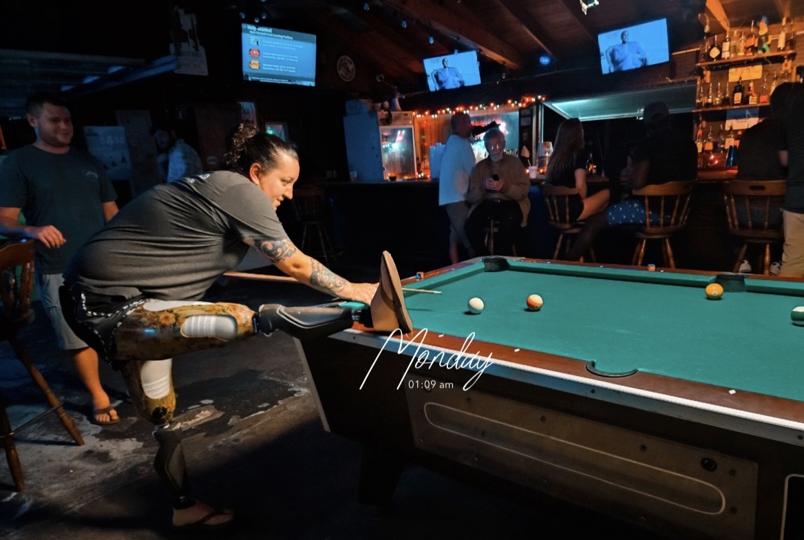 Hammerhead Beach Bar photo 3