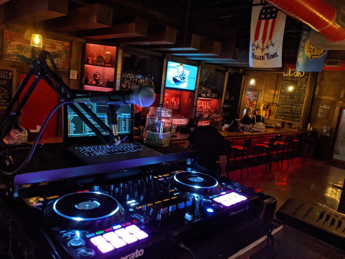 Locals Cocktail Lounge photo 7