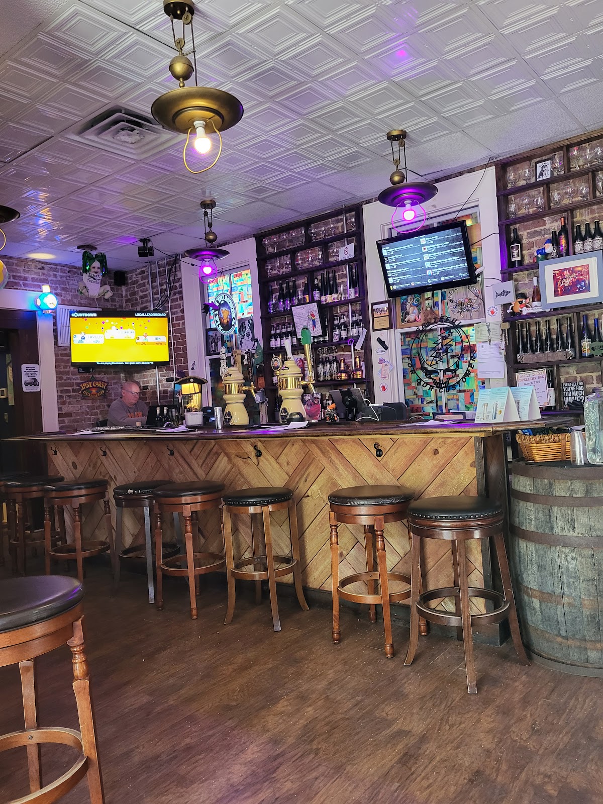 PJD'S Beer & Wine Garden photo 5