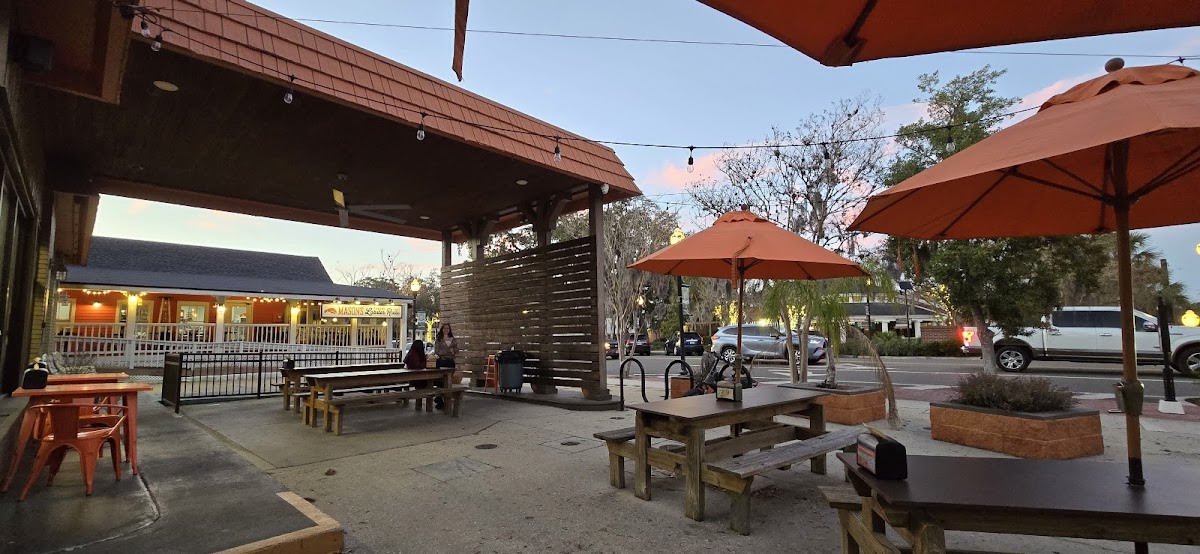 Tasty's Fresh Burgers photo 1