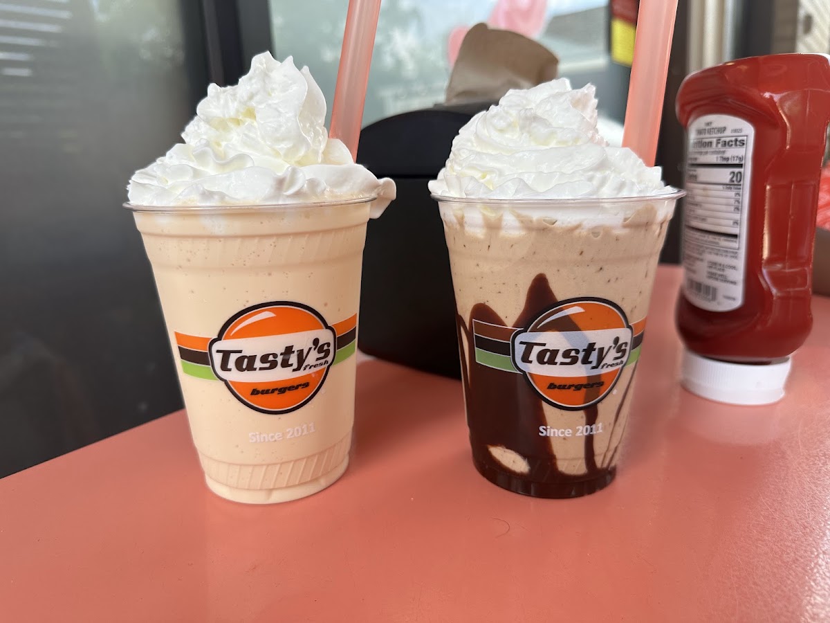 Tasty's Fresh Burgers photo 7