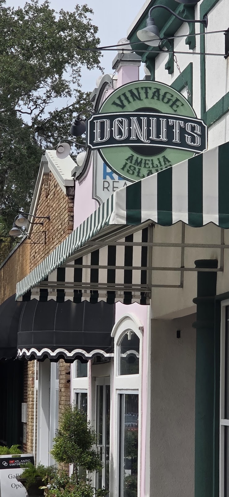 Vintage Donuts photo 6